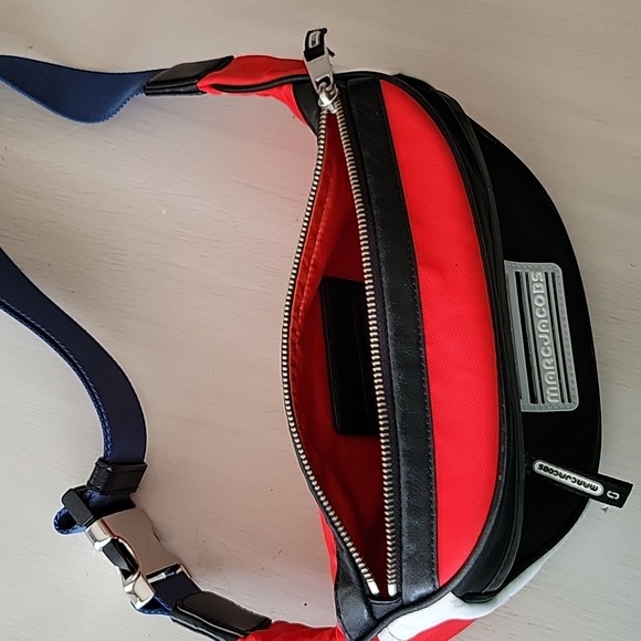 Marc Jacobs Belt Bag - Picture 9 of 10